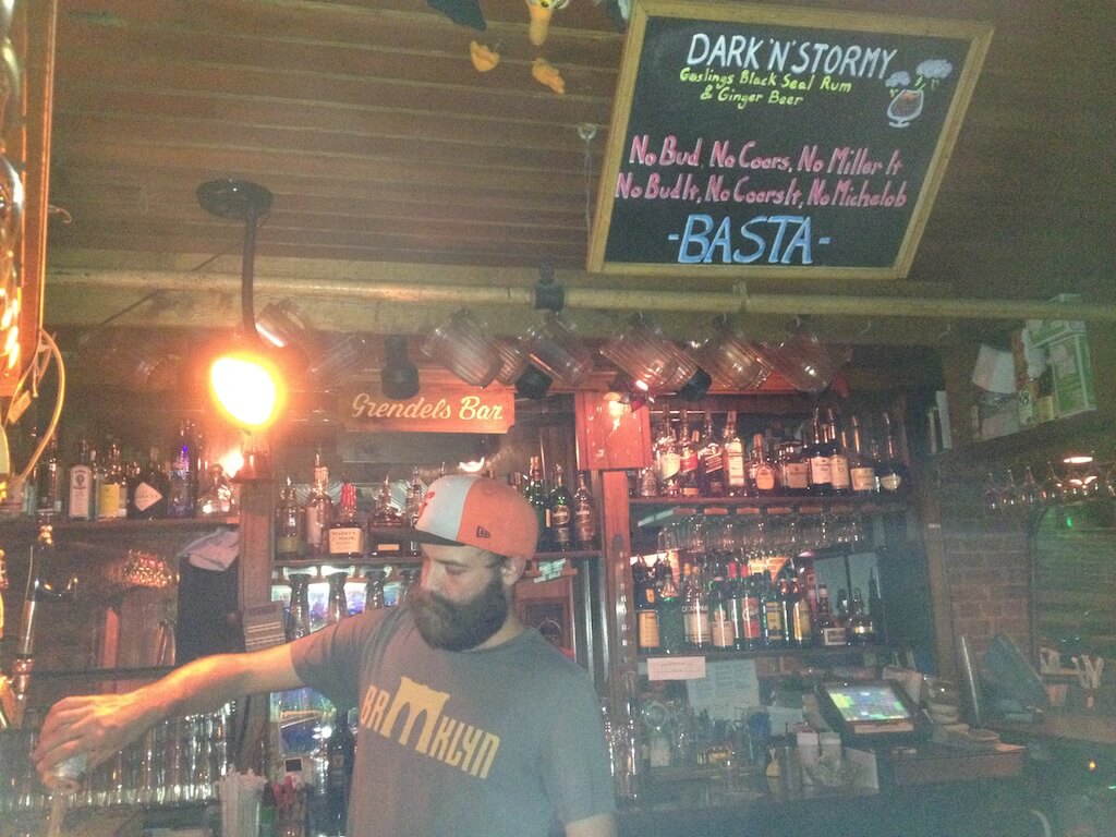 Grendel's Bar Harvard Bar Waiter